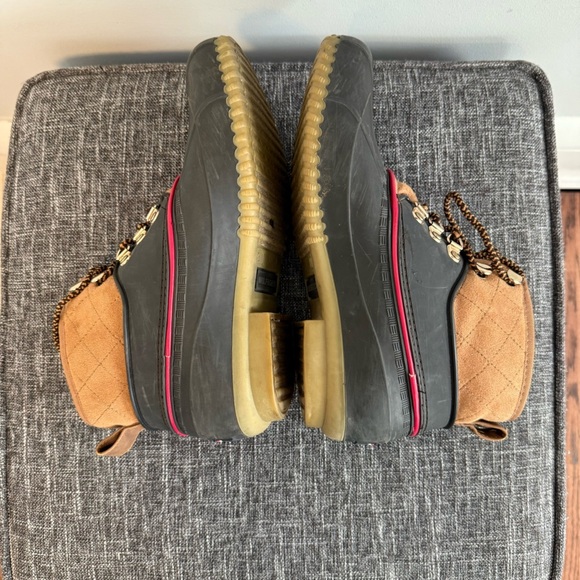 Tommy Hilfiger Rinah Rain Boots, Size 8, Offers Welcome - Picture 9 of 10